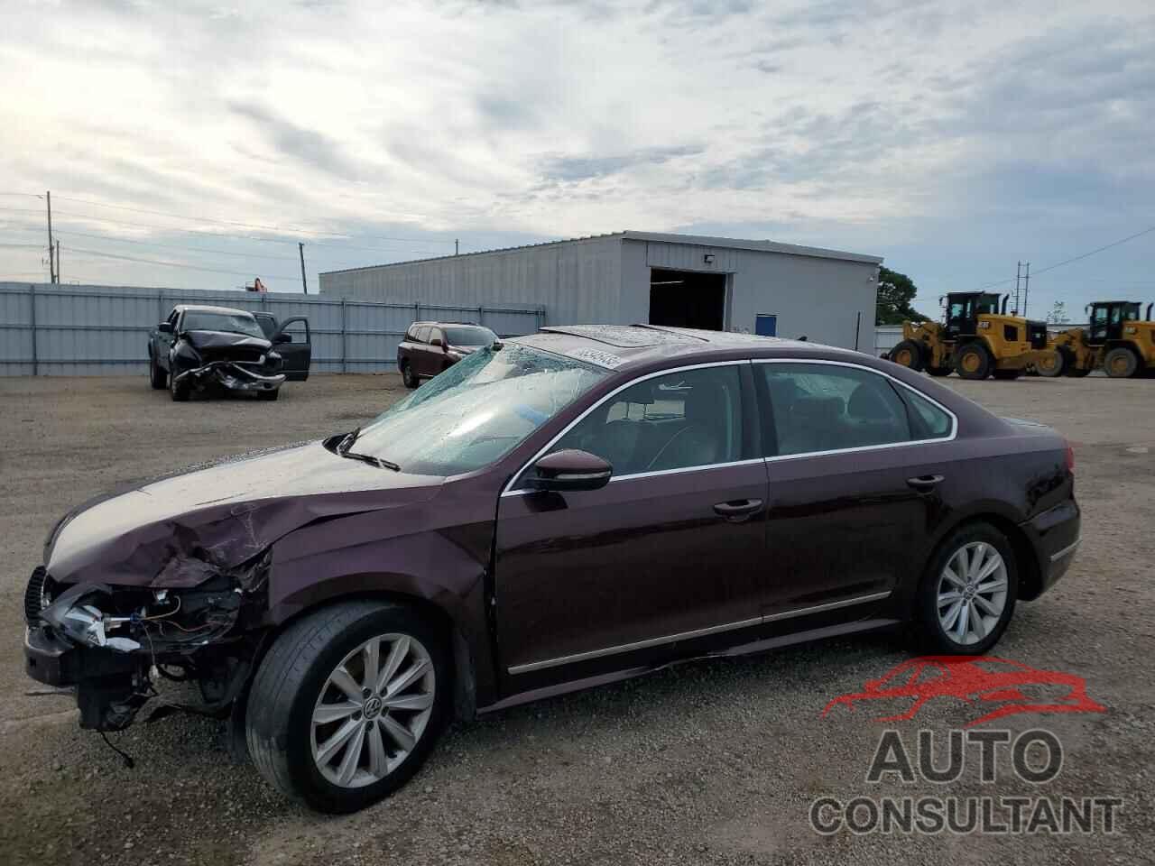 VOLKSWAGEN PASSAT 2012 - 1VWCP7A34CC037532