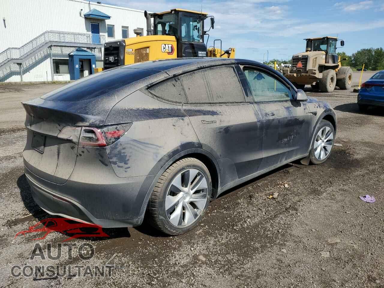 TESLA MODEL Y 2023 - LRWYGDFD3PC938807