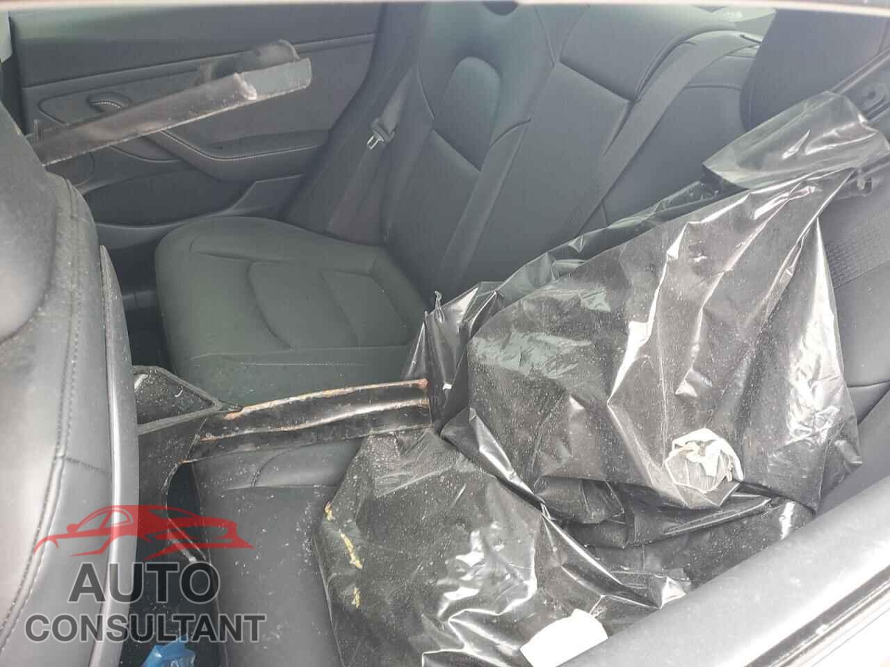 TESLA MODEL 3 2023 - 5YJ3E1EC5PF628123