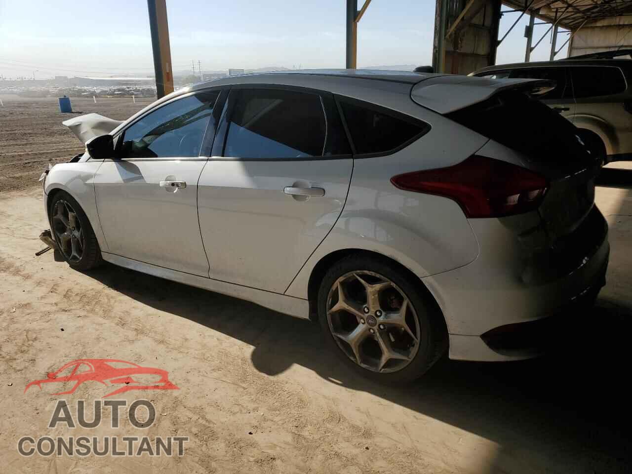 FORD FOCUS 2016 - 1FADP3L93GL221597