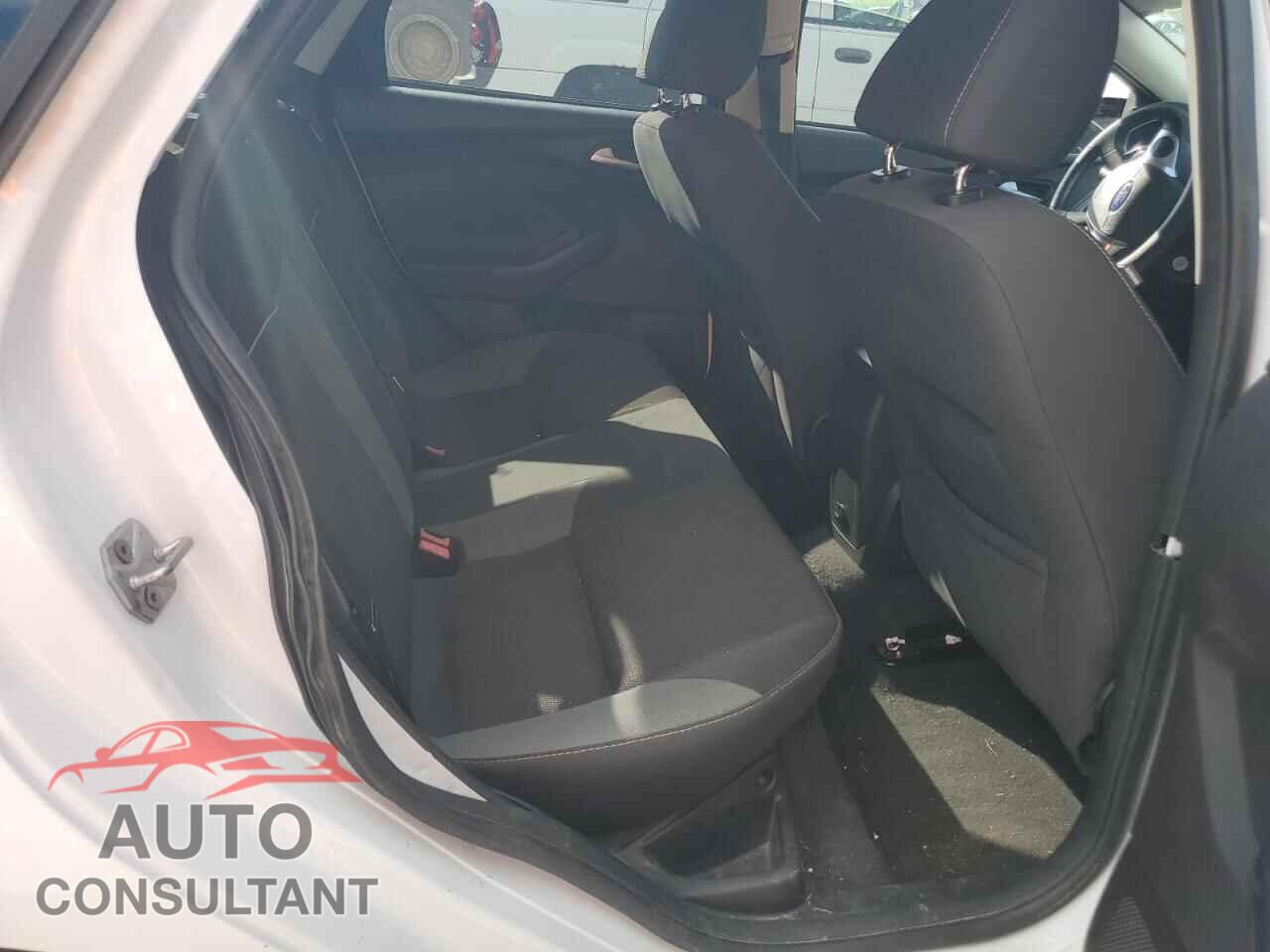 FORD FOCUS 2013 - 1FADP3F22DL291408
