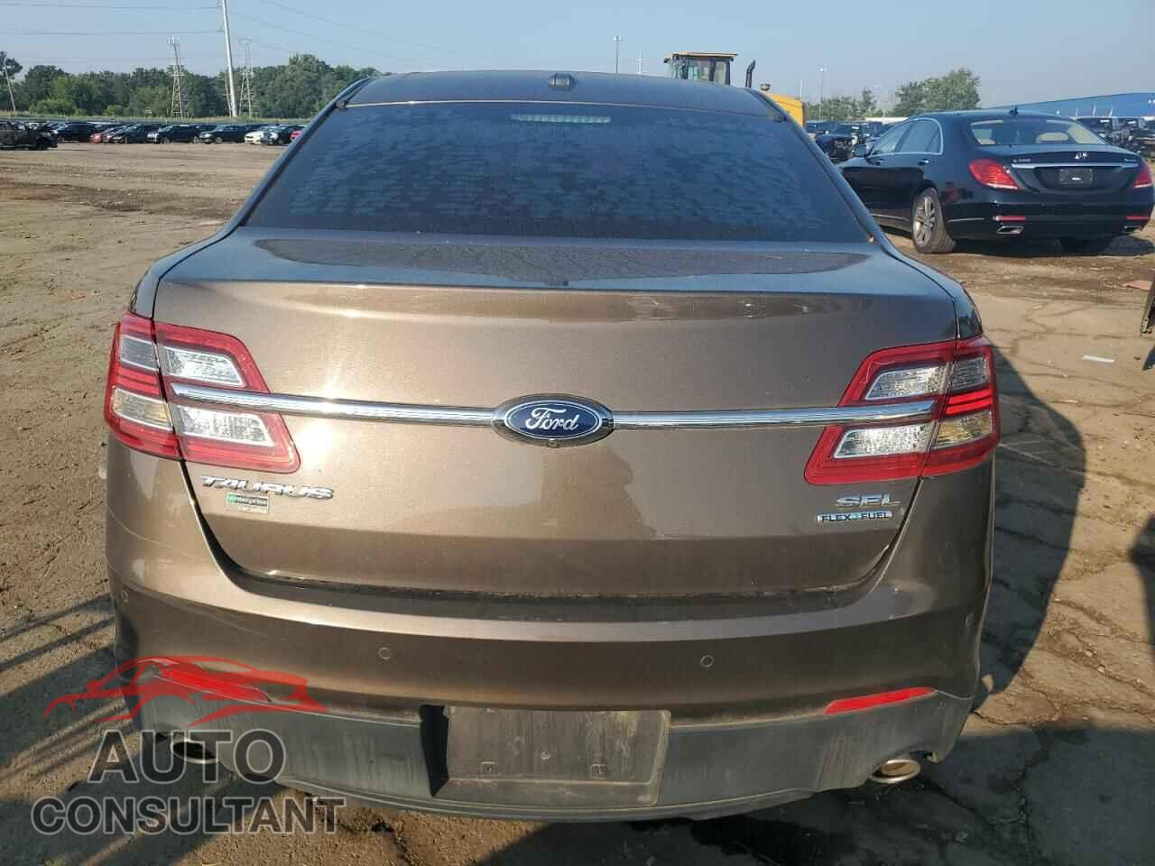 FORD TAURUS 2015 - 1FAHP2E86FG182009