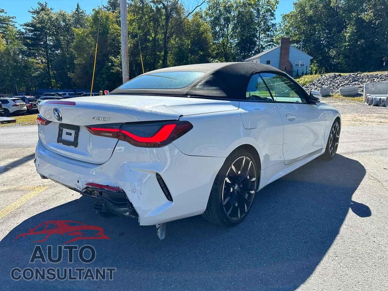 BMW 4 SERIES 2027 - WBA33DB07VCY17669