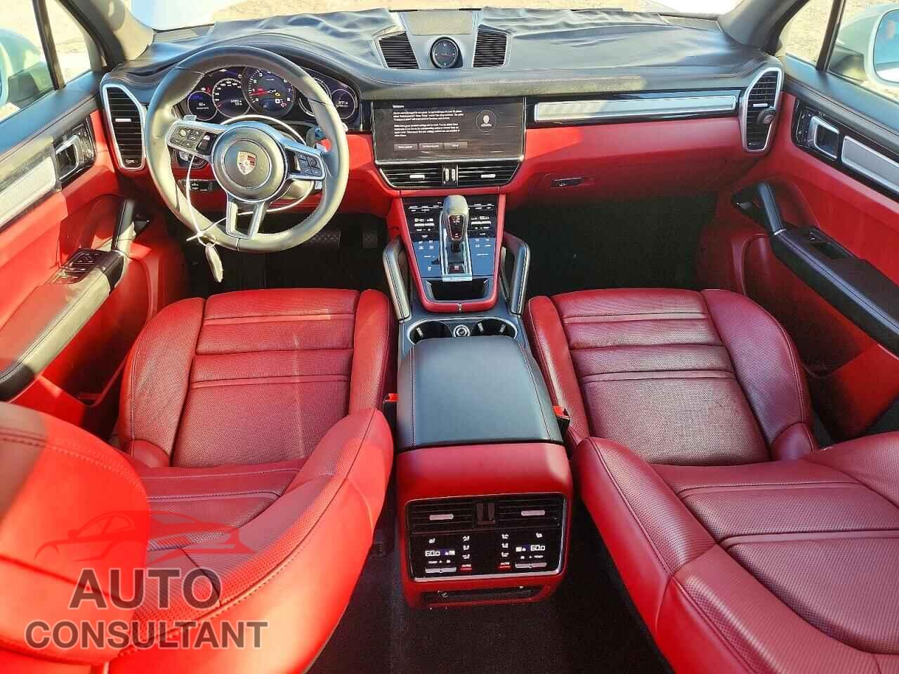 PORSCHE CAYENNE 2023 - WP1AA2AY9PDA02252