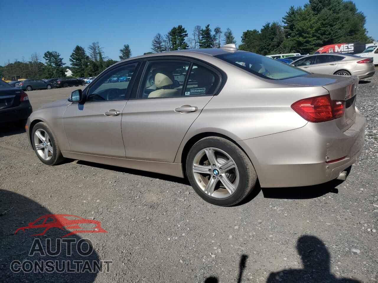 BMW 3 SERIES 2014 - WBA3C3C56EF983989