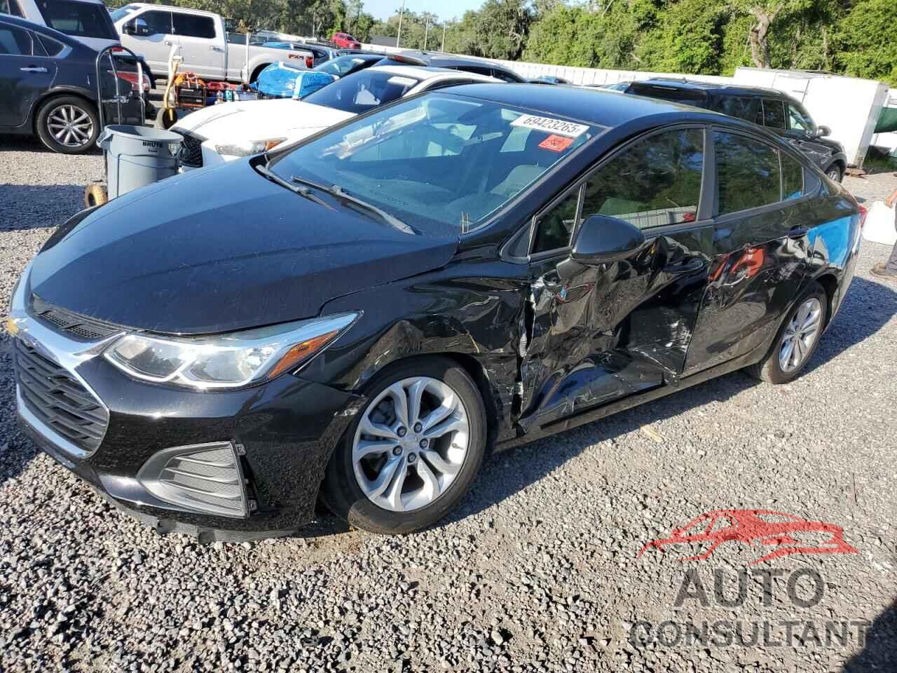 CHEVROLET CRUZE 2019 - 1G1BC5SM4K7141086