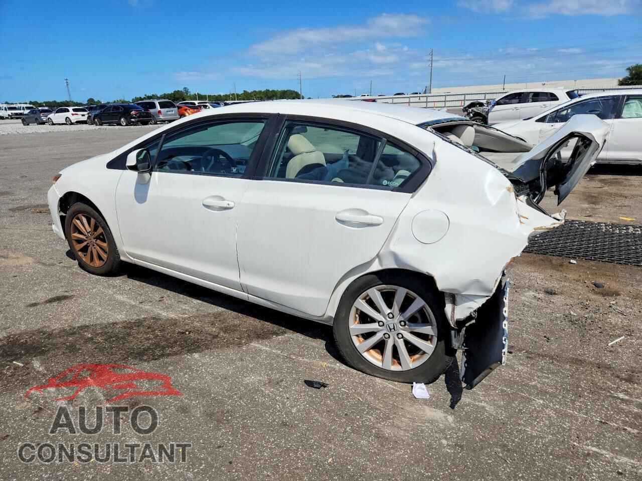 HONDA CIVIC 2012 - 2HGFB2F82CH548726