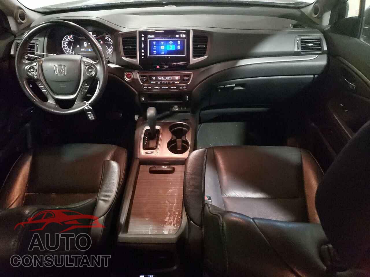 HONDA PILOT 2018 - 5FNYF6H51JB009278