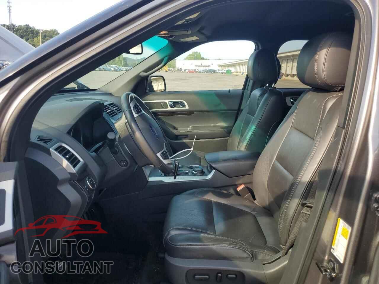 FORD EXPLORER 2011 - 1FMHK8F87BGA86874