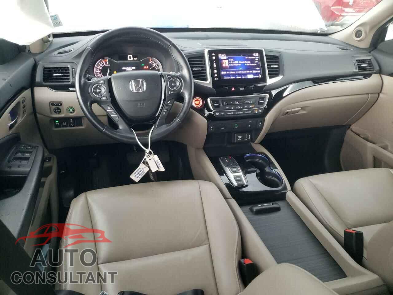 HONDA PILOT 2017 - 5FNYF5H9XHB027205