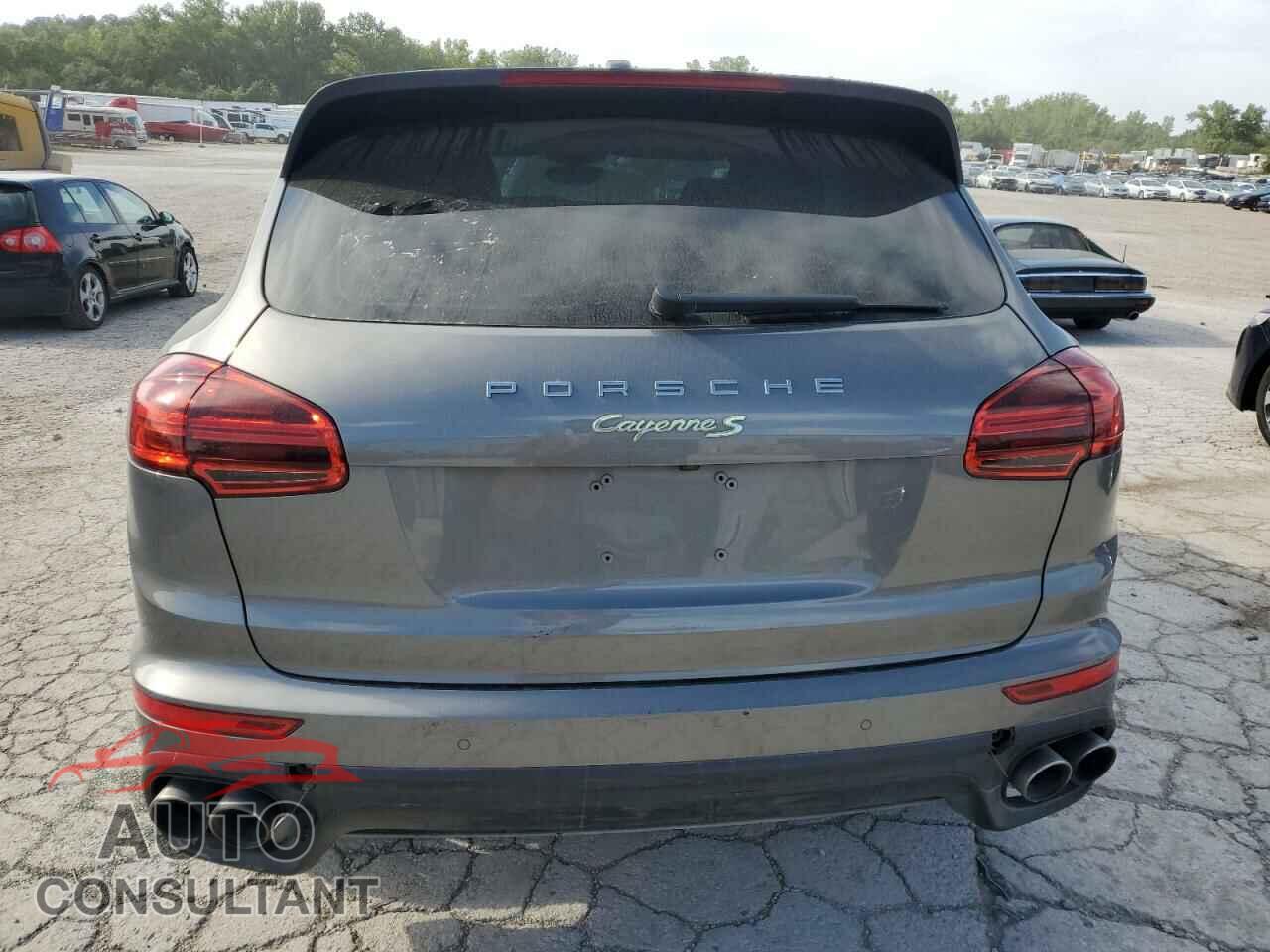 PORSCHE CAYENNE 2016 - WP1AE2A24GLA64745