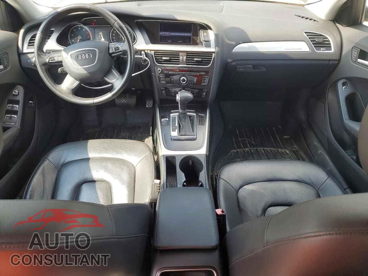 AUDI A4 2013 - WAUBFAFLXDN045399