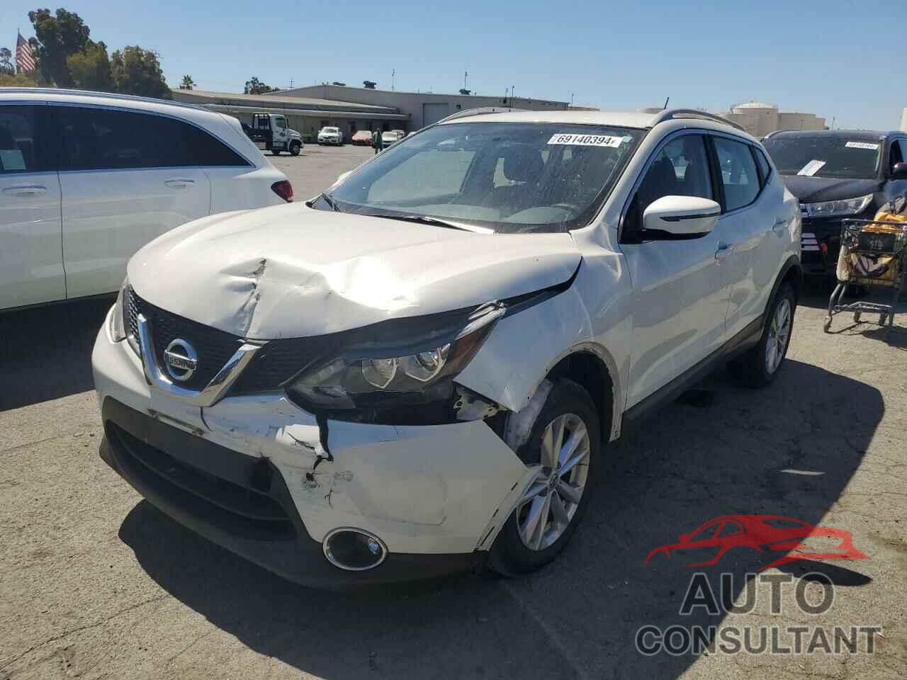 NISSAN ROGUE 2017 - JN1BJ1CP9HW012096