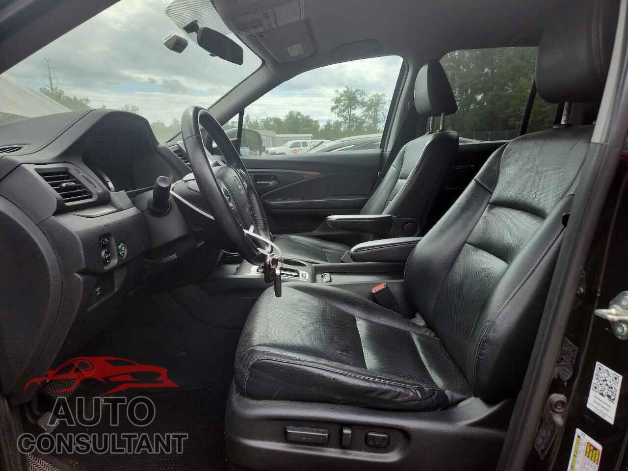 HONDA RIDGELINE 2017 - 5FPYK3F52HB008655