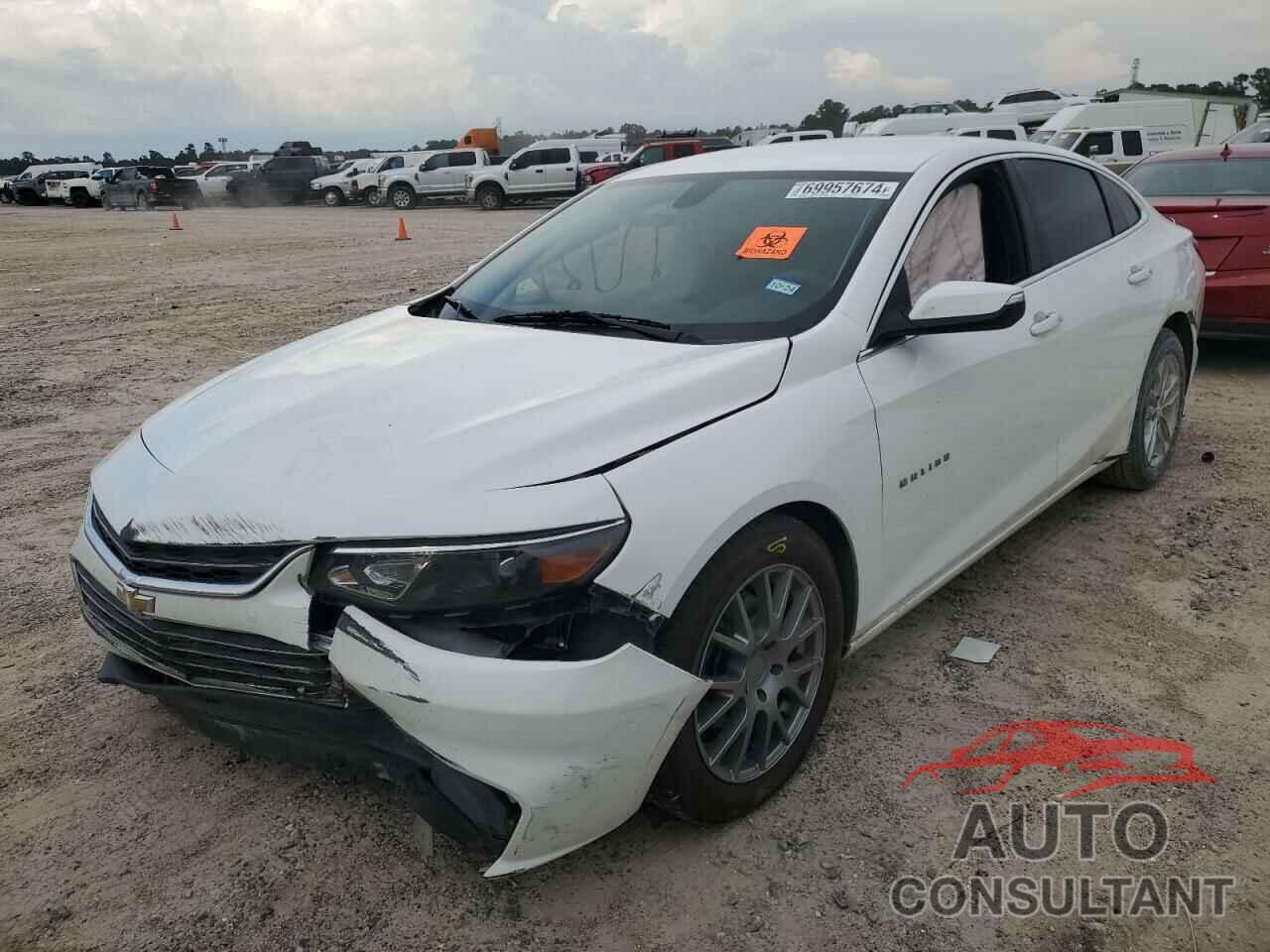 CHEVROLET MALIBU 2017 - 1G1ZE5ST9HF206531