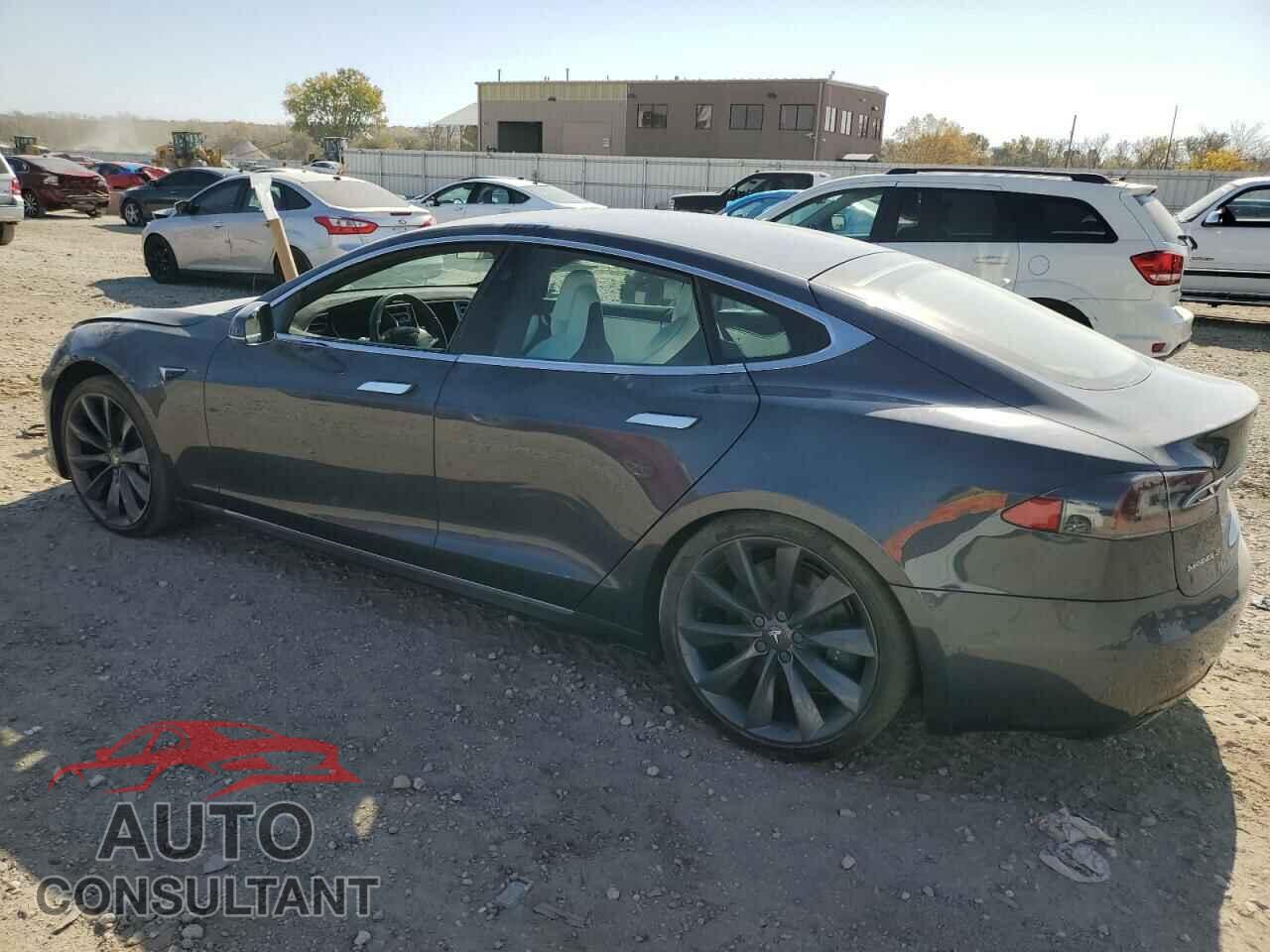 TESLA MODEL S 2017 - 5YJSA1E20HF204431