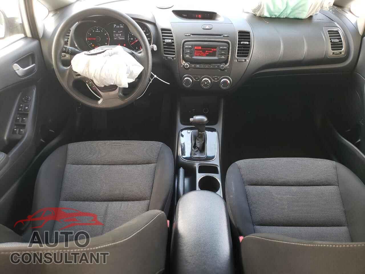 KIA FORTE 2017 - 3KPFK4A73HE082073