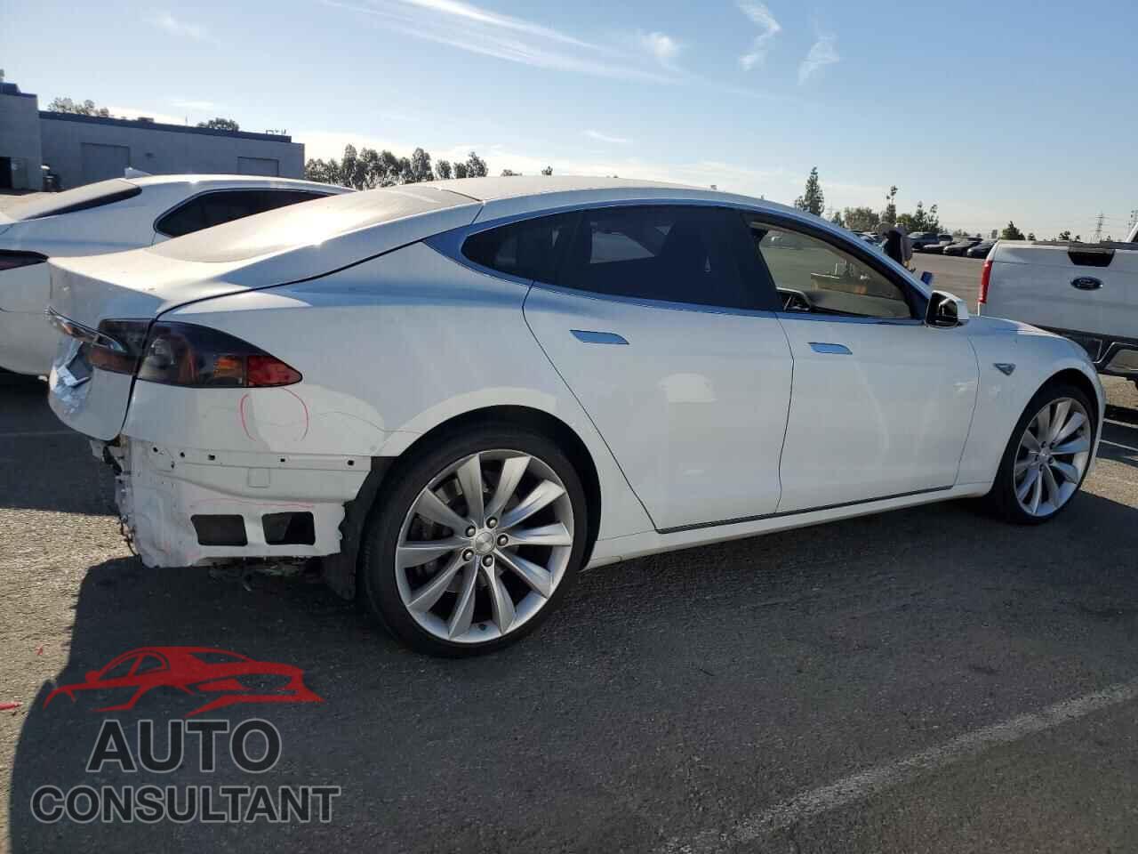 TESLA MODEL S 2016 - 5YJSA1E1XGF138895