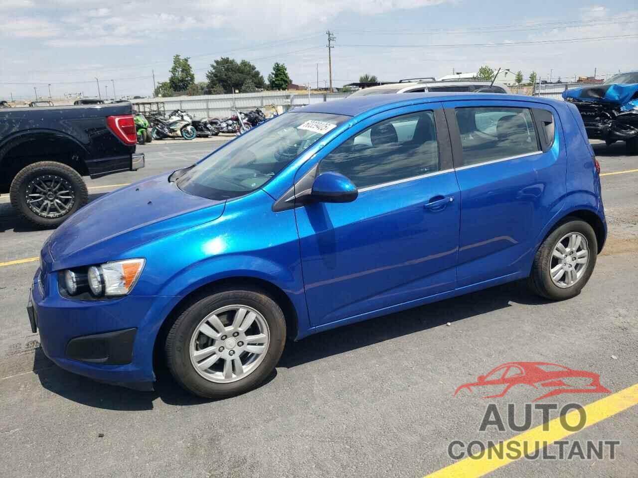 CHEVROLET SONIC 2016 - 1G1JC6SG7G4178170