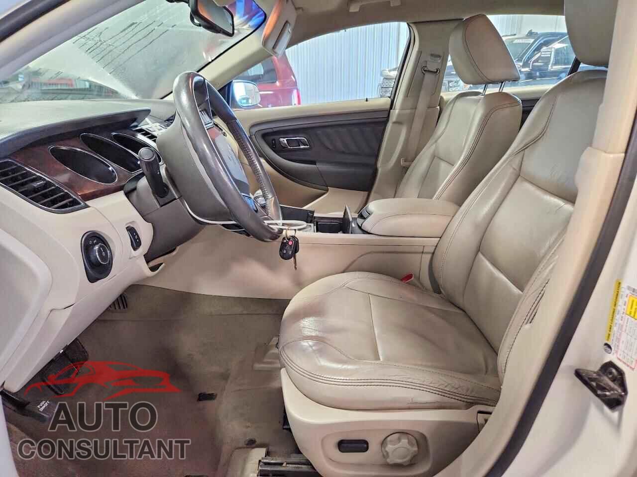 FORD TAURUS 2010 - 1FAHP2EW5AG118440
