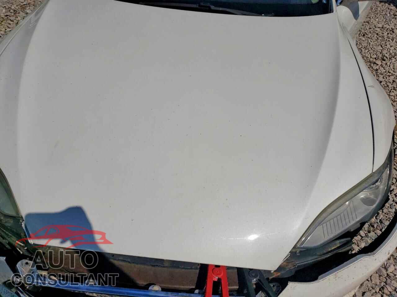 TESLA MODEL S 2013 - 5YJSA1DP7DFP06103