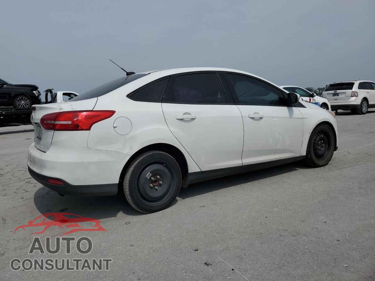 FORD FOCUS 2017 - 1FADP3F21HL224966