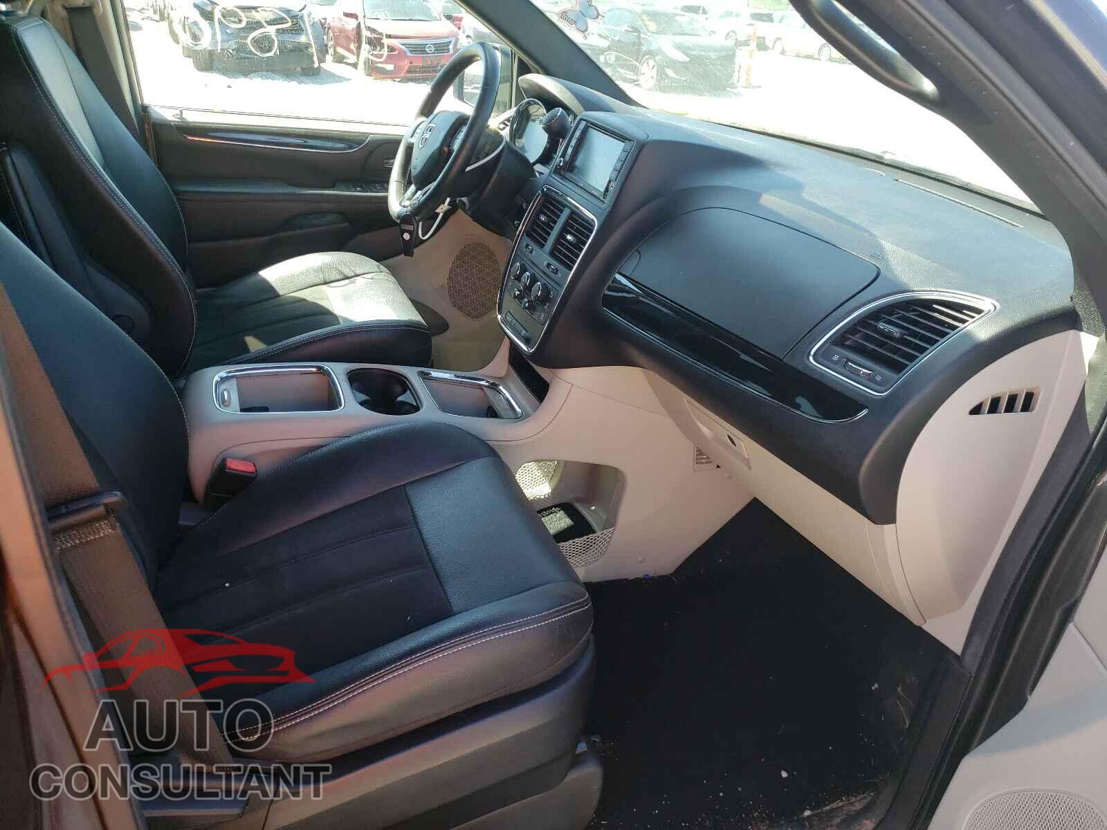 DODGE GRAND CARA 2019 - 2C4RDGCG1KR668945