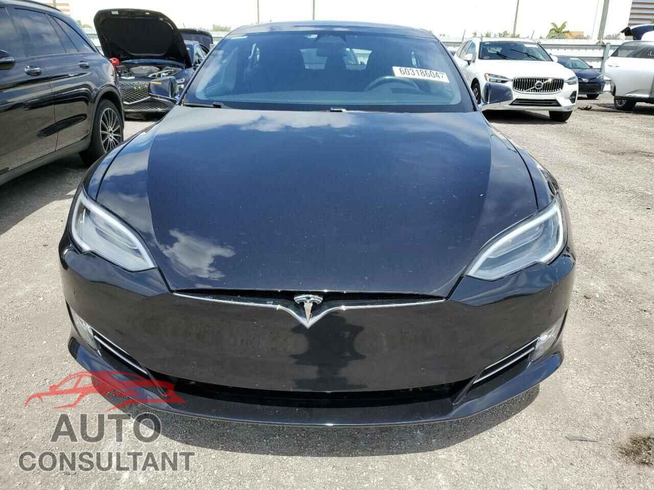 TESLA MODEL S 2018 - 5YJSA1E20JF270189