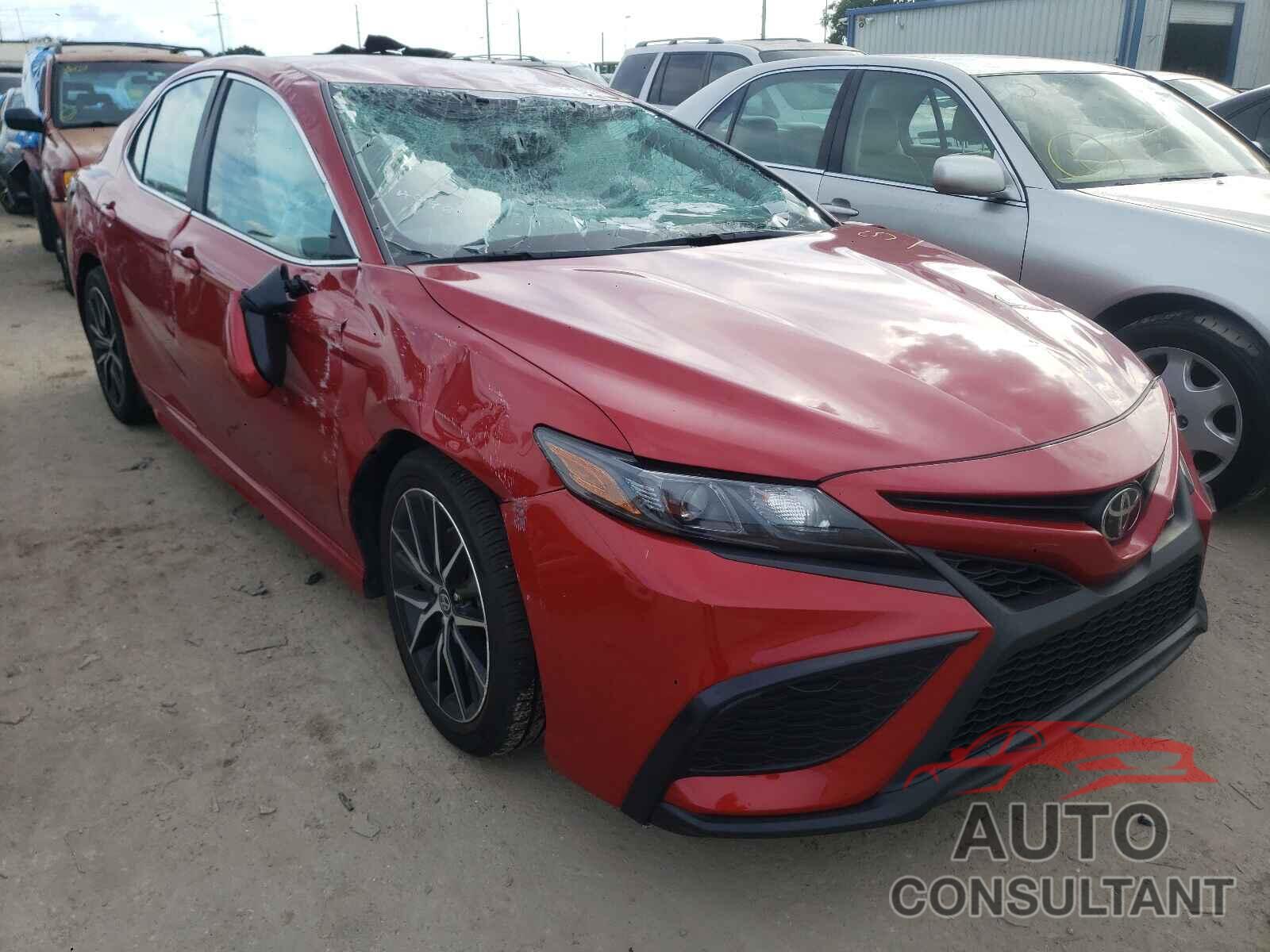 TOYOTA CAMRY 2021 - 4T1G11AK1MU429420