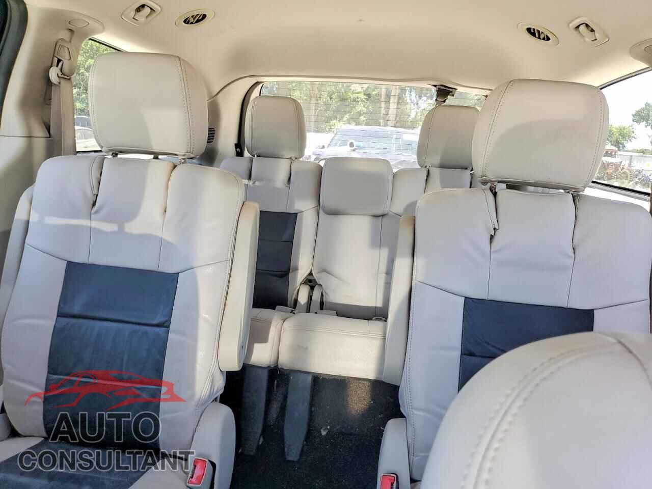 DODGE CARAVAN 2011 - 2D4RN3DG4BR750322