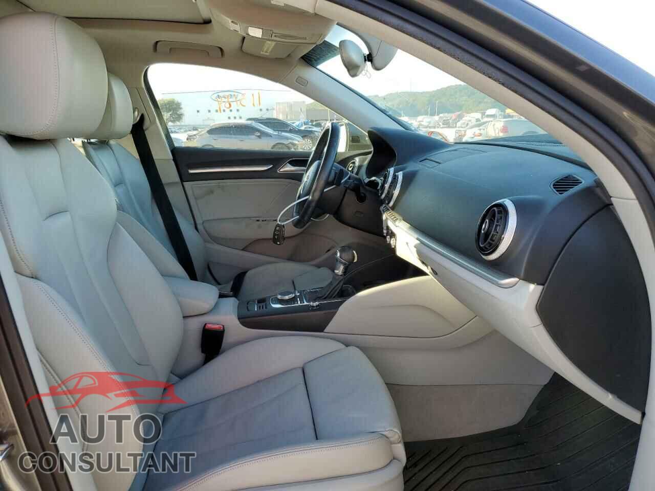 AUDI A3 2015 - WAUCCGFF7F1018553