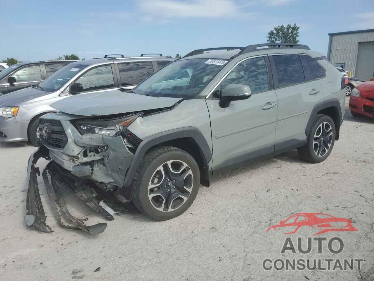 TOYOTA RAV4 2019 - 2T3J1RFV8KW011013