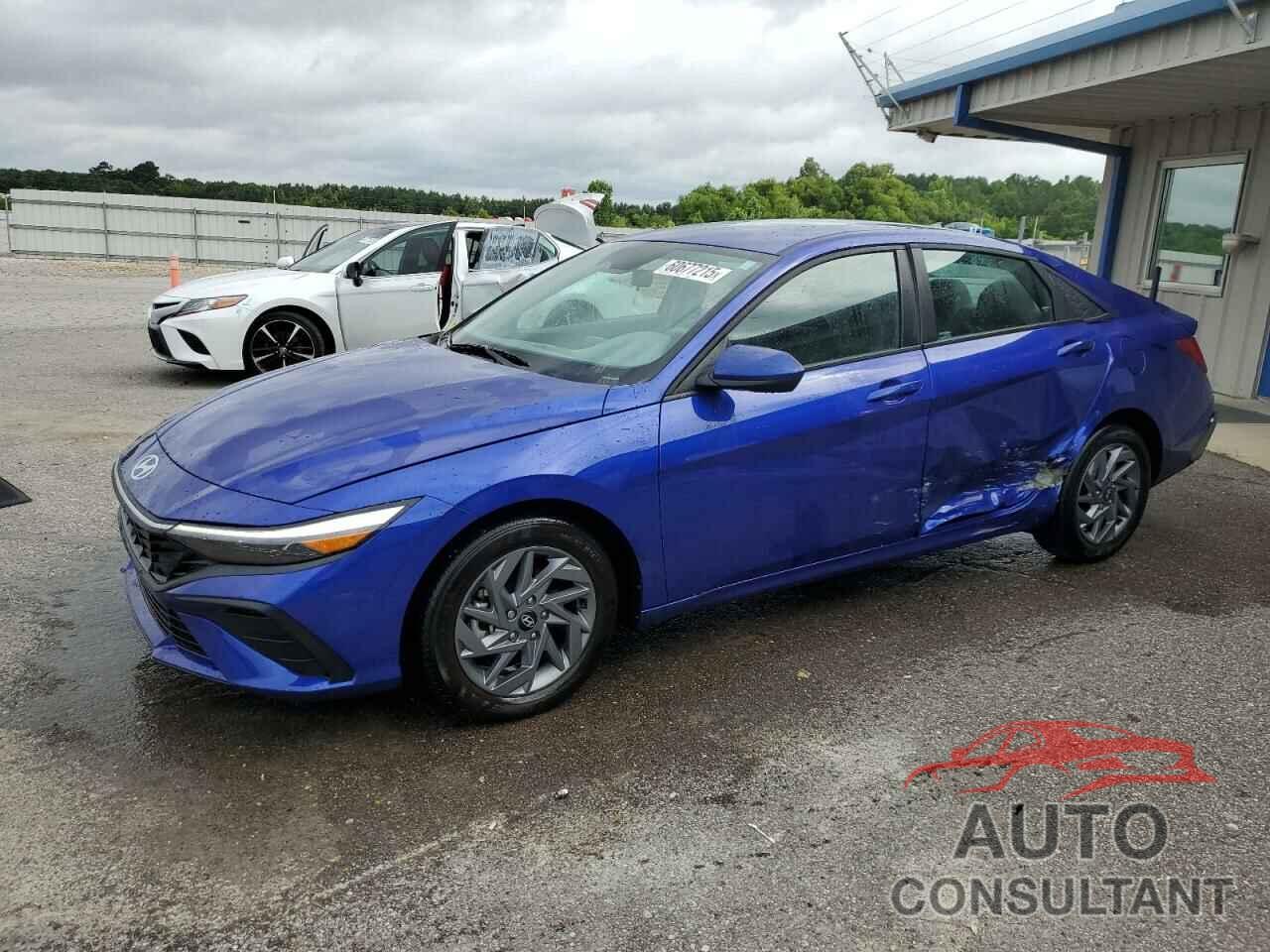 HYUNDAI ELANTRA 2024 - KMHLM4DG8RU840528