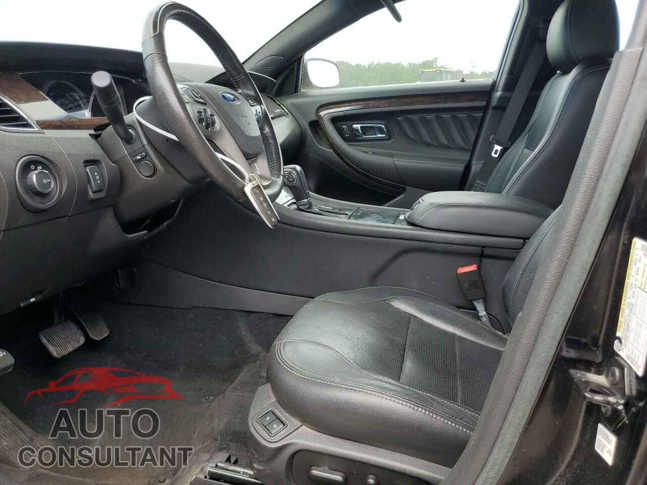 FORD TAURUS 2017 - 1FAHP2F89HG111646