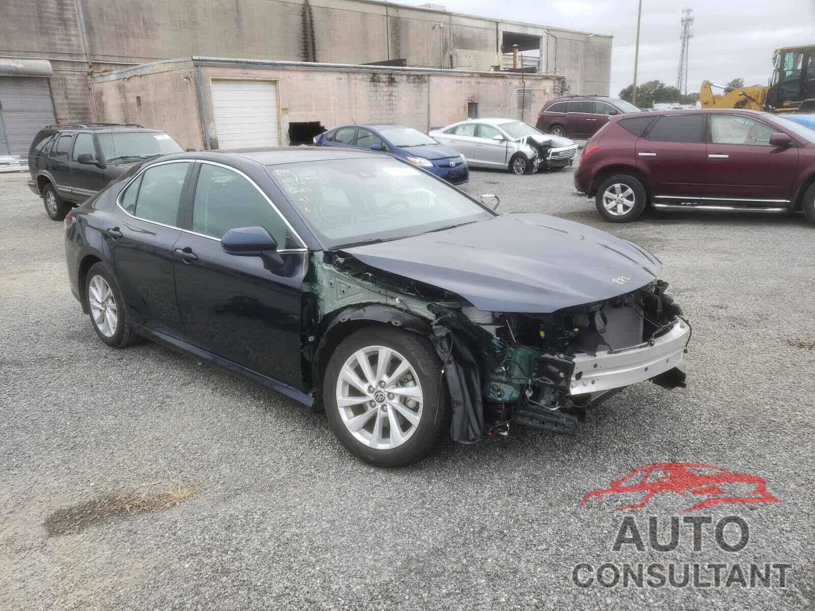 TOYOTA CAMRY 2021 - 4T1C11AK5MU422405