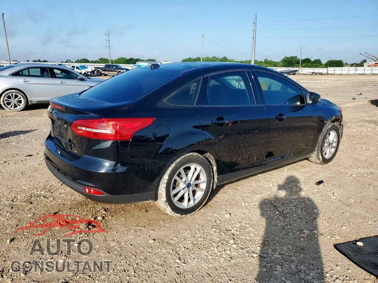 FORD FOCUS 2016 - 1FADP3F21GL299780