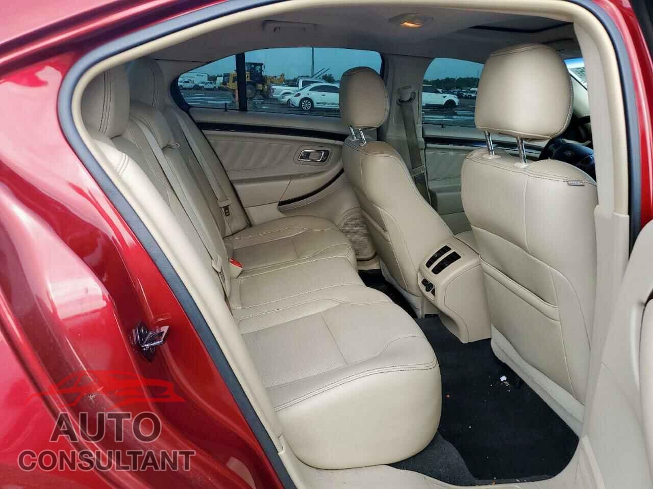 FORD TAURUS 2015 - 1FAHP2F82FG155159