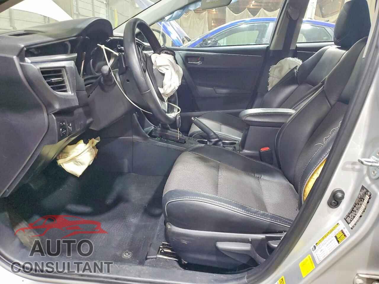 TOYOTA COROLLA 2015 - 2T1BURHE3FC372500