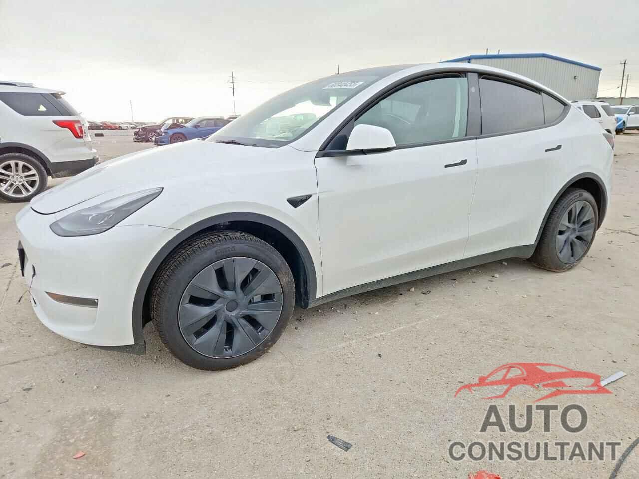 TESLA MODEL Y 2025 - 7SAYGDEE0SA371898