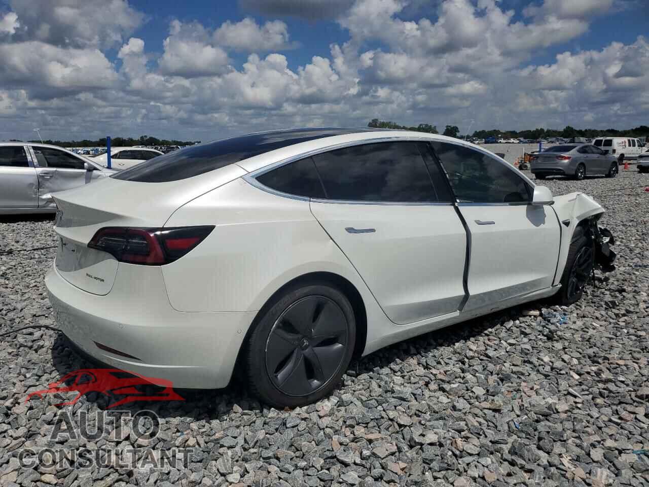 TESLA MODEL 3 2020 - 5YJ3E1EB5LF606916