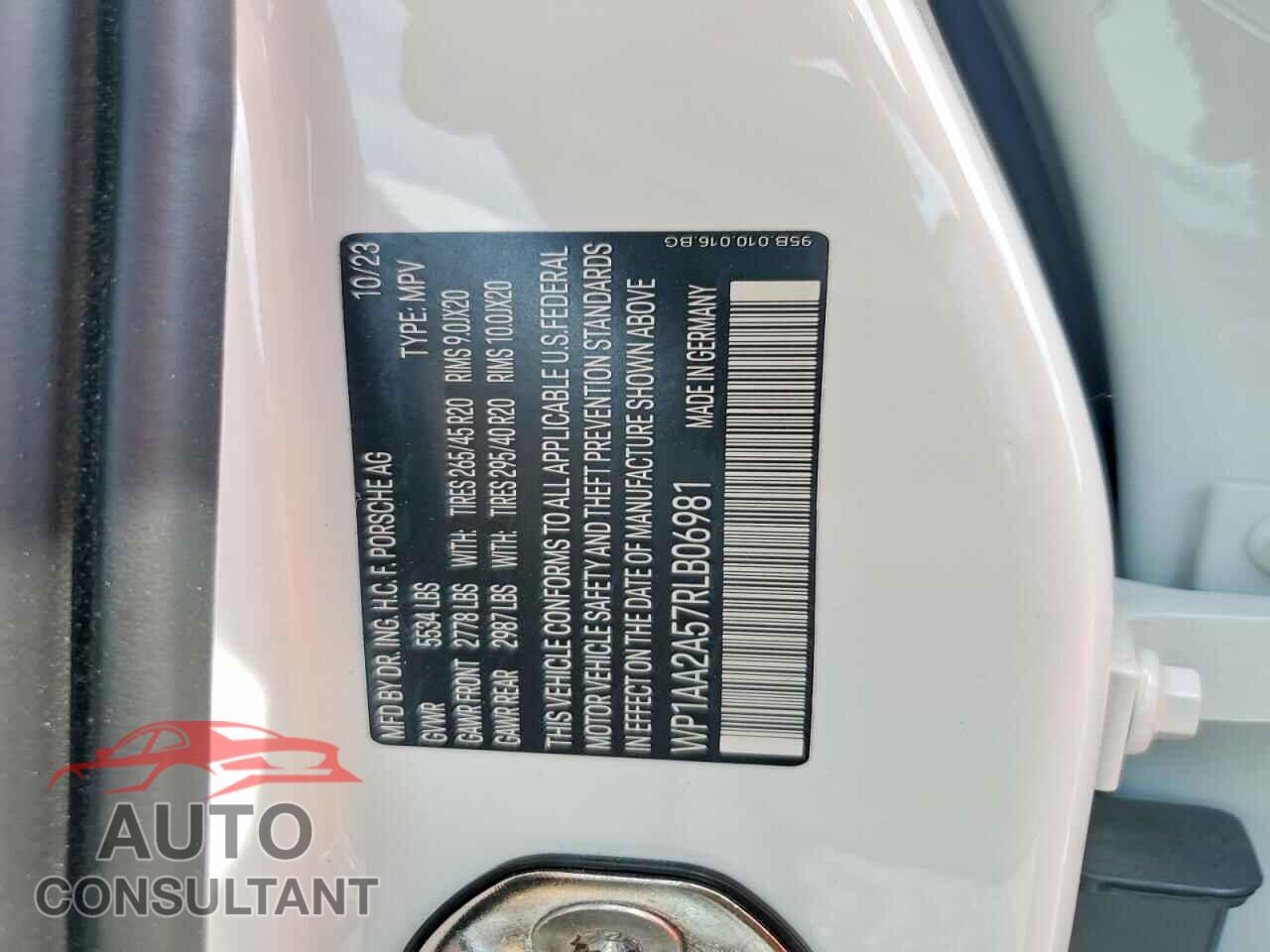 PORSCHE MACAN 2024 - WP1AA2A57RLB06981