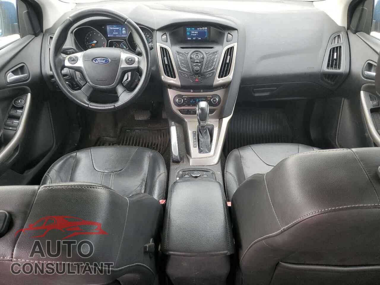 FORD FOCUS 2012 - 1FAHP3M22CL102338