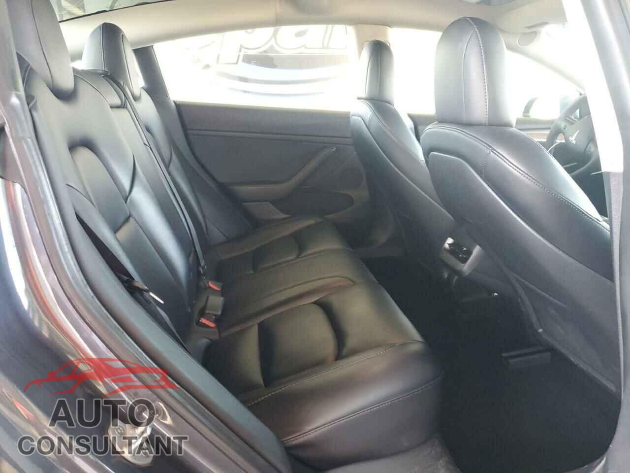 TESLA MODEL 3 2023 - 5YJ3E1EA4PF456228