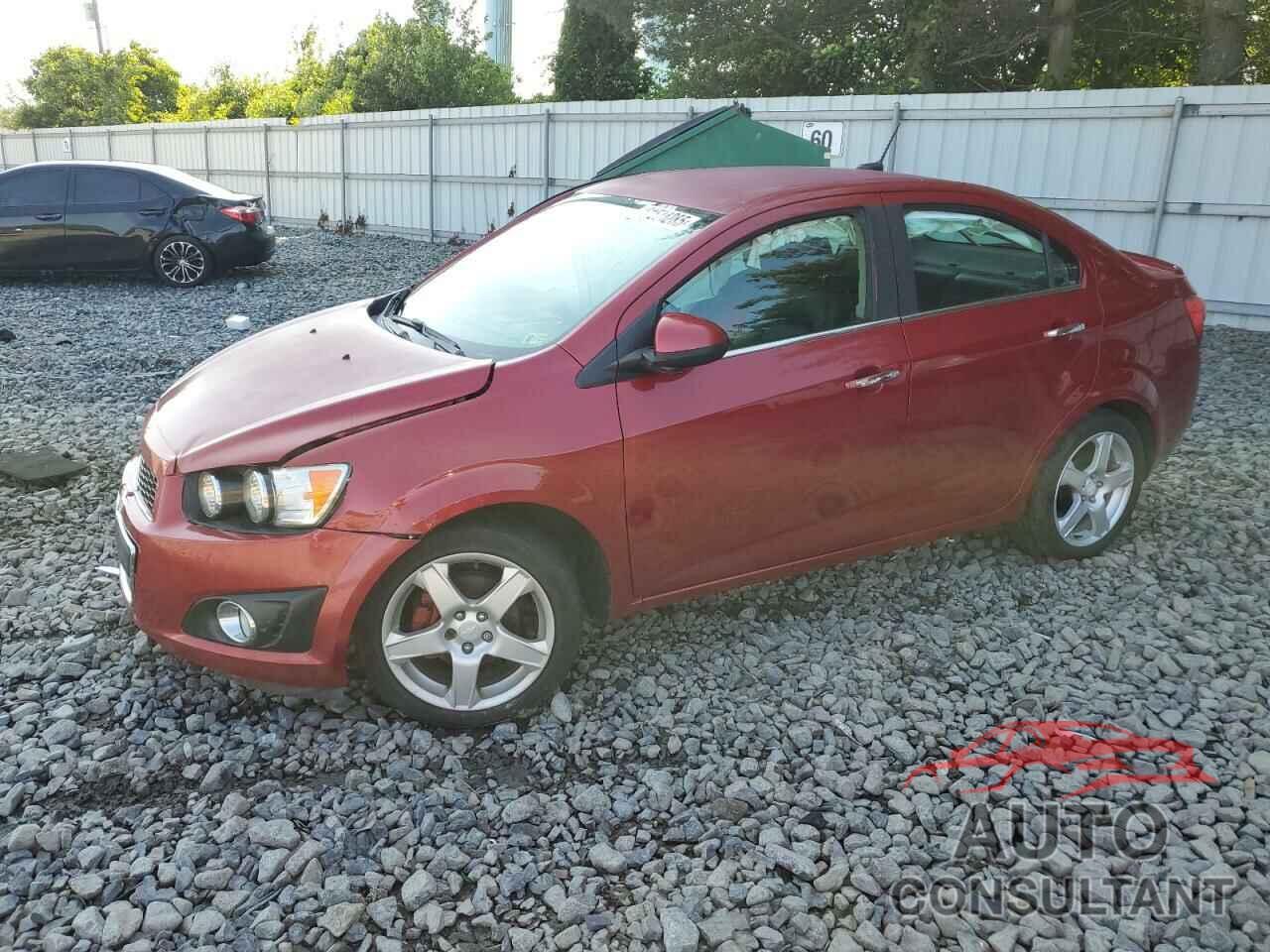 CHEVROLET SONIC 2014 - 1G1JE5SB5E4232734