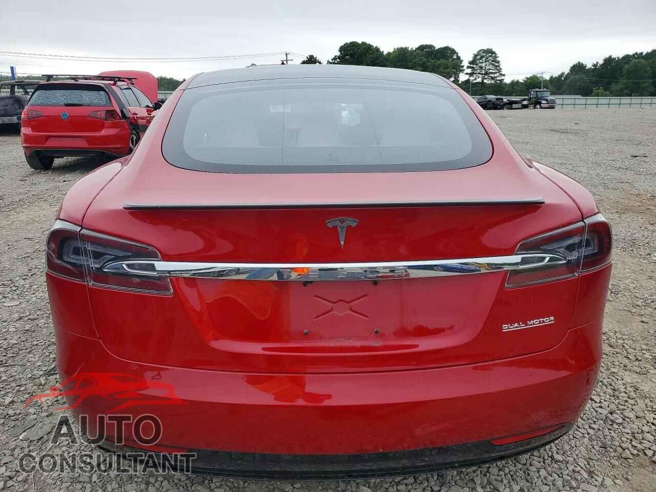 TESLA MODEL S 2020 - 5YJSA1E47LF401932