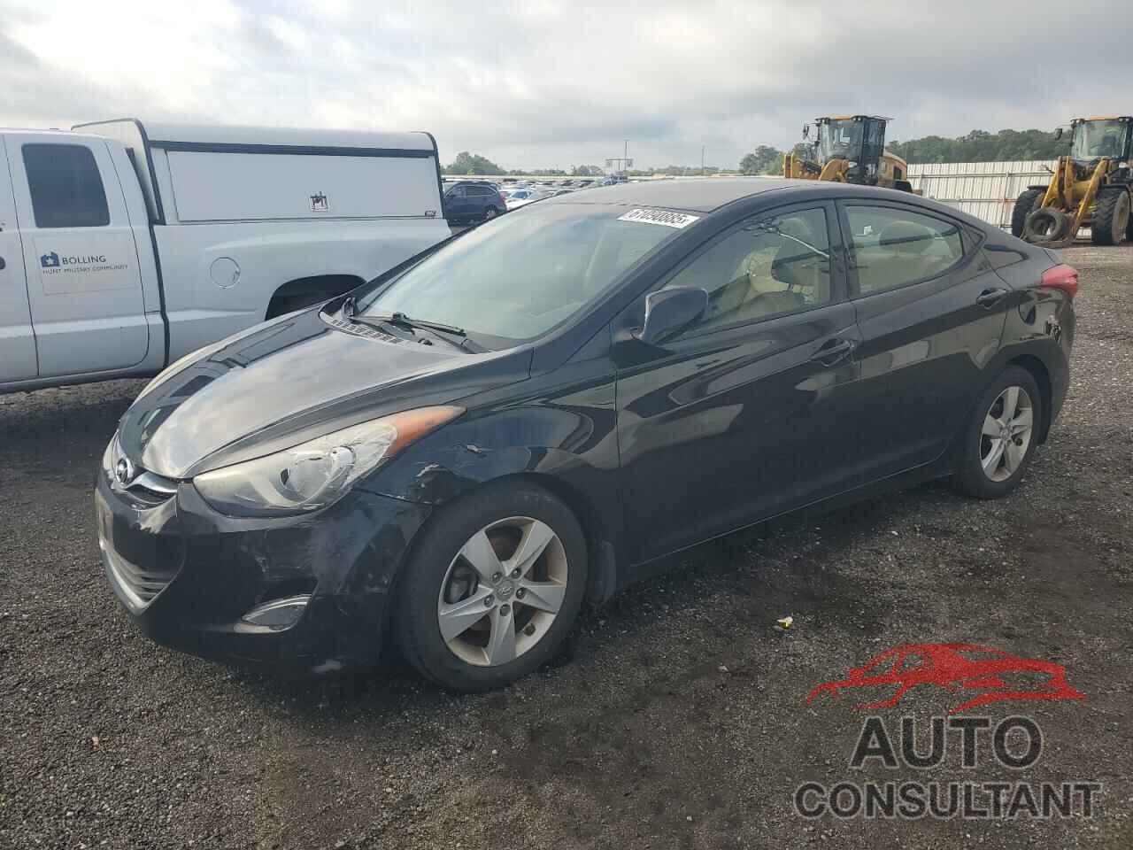 HYUNDAI ELANTRA 2013 - 5NPDH4AE9DH338730