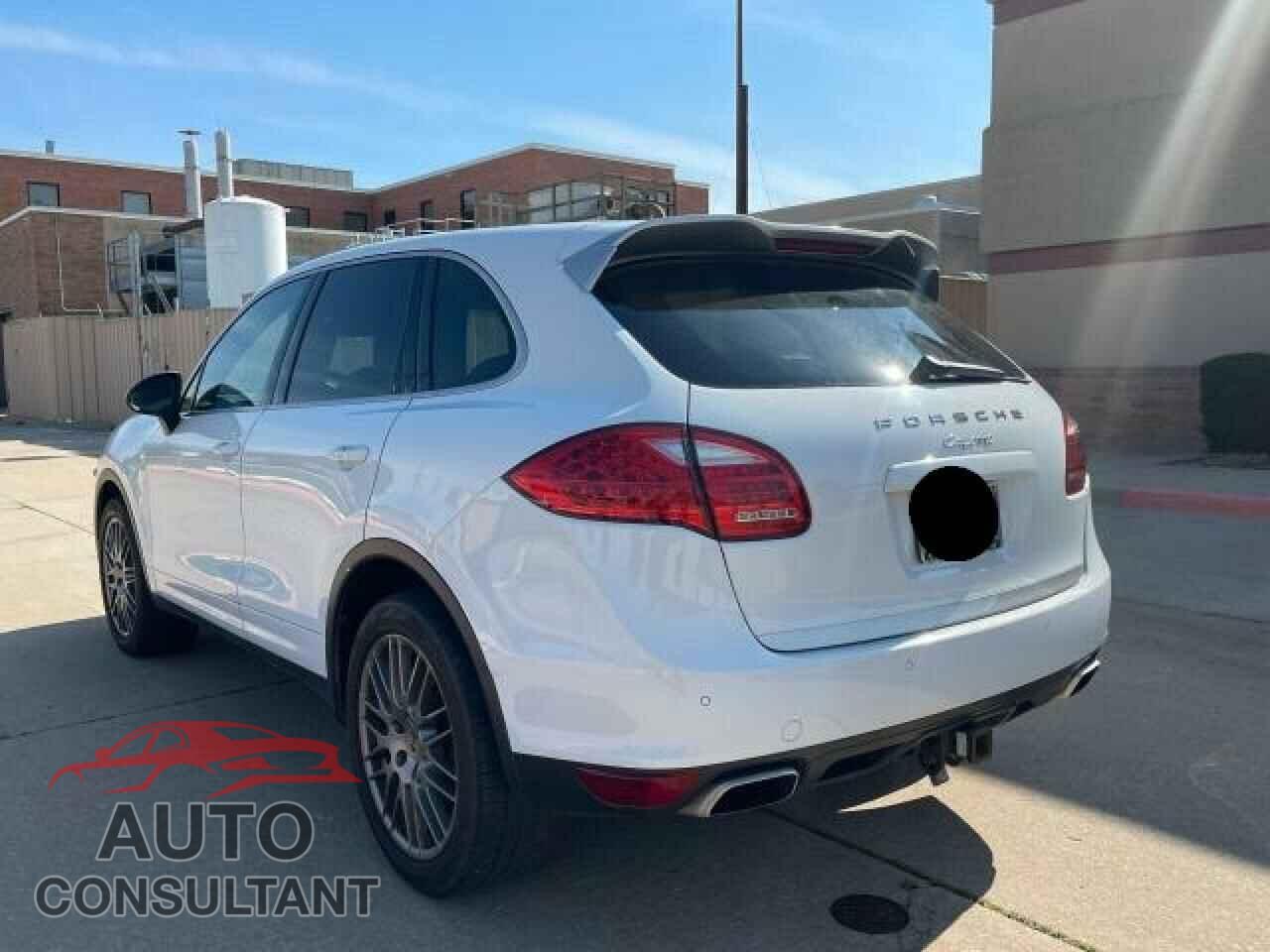 PORSCHE CAYENNE 2014 - WP1AA2A2XELA09323