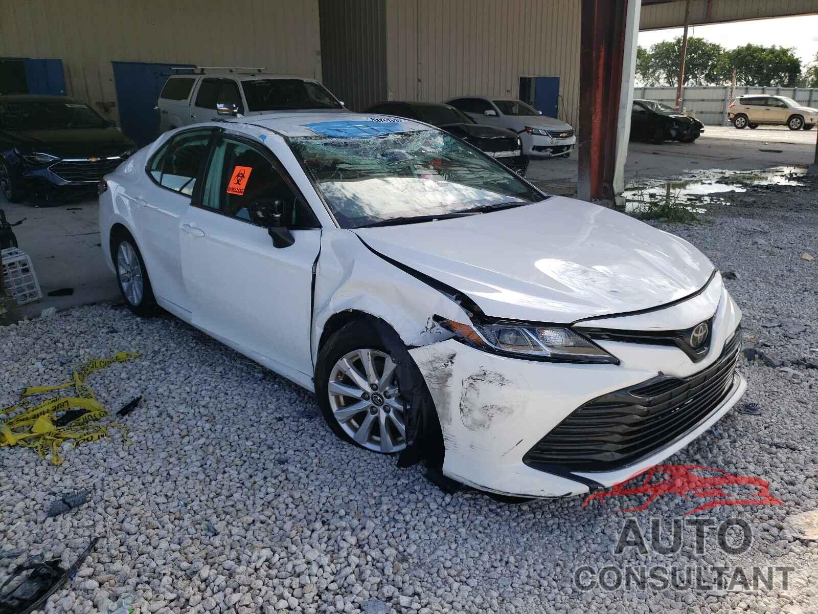 TOYOTA CAMRY 2019 - 4T1B11HK1KU718049