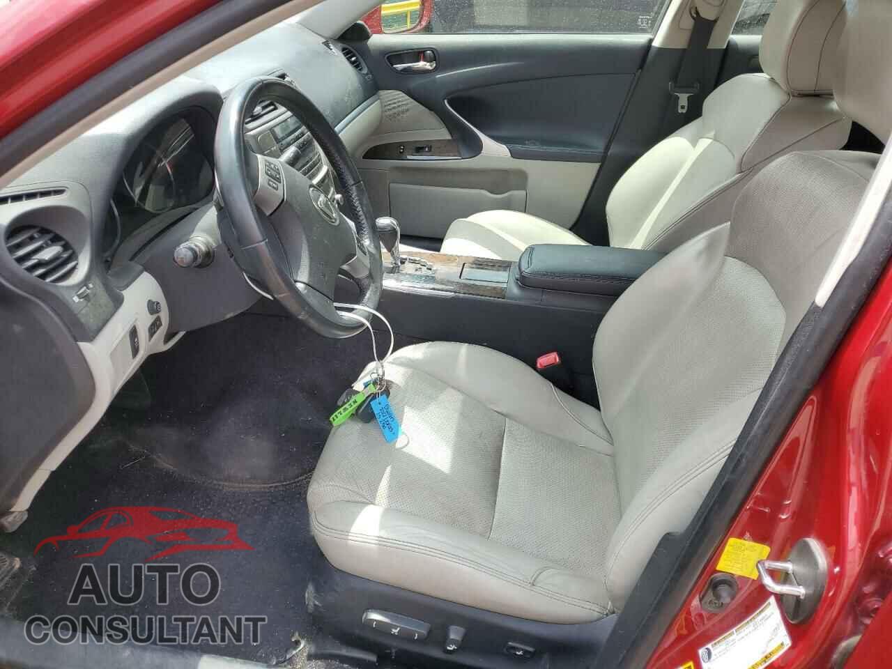 LEXUS IS 2012 - JTHCF5C21C5060140