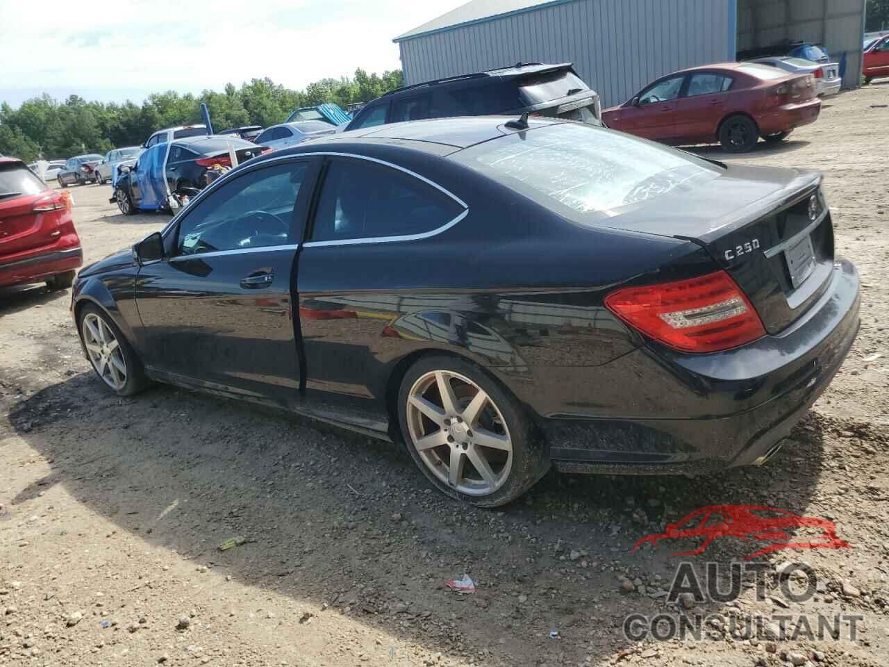 MERCEDES-BENZ C-CLASS 2013 - WDDGJ4HBXDG114602